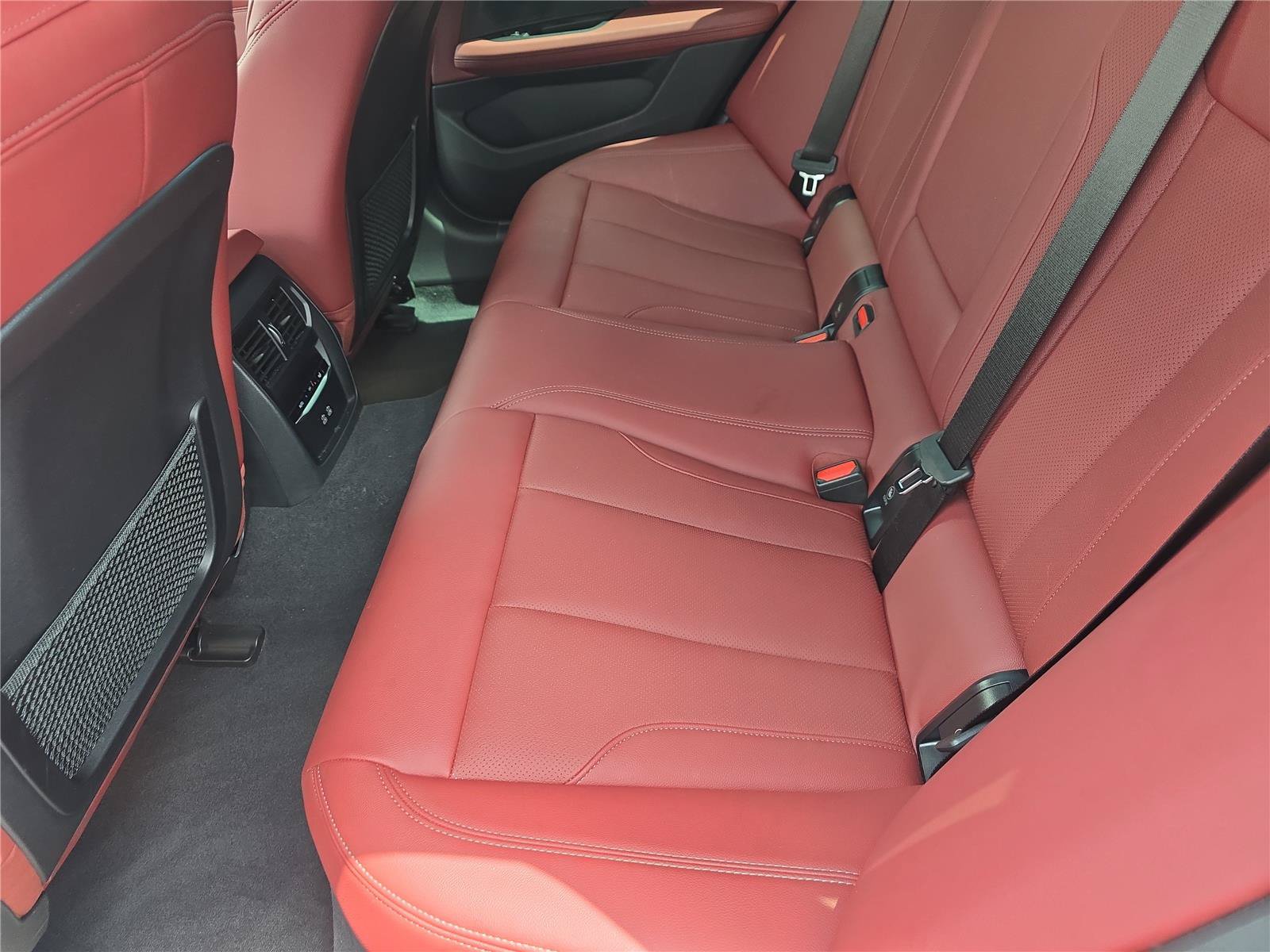 Used 2024 BMW i4 eDrive35 w/ Convenience Package RWD image 13
