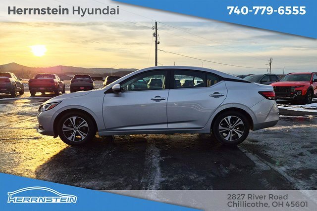 Used 2023 Nissan Sentra SV image 4