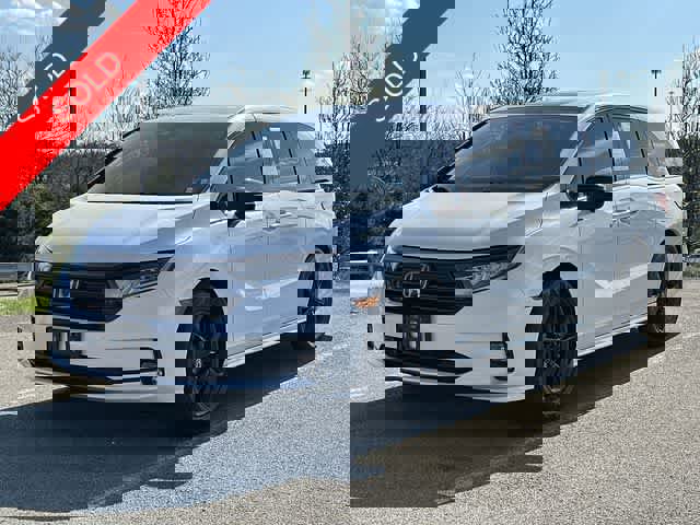 Used 2023 Honda Odyssey Sport image 1