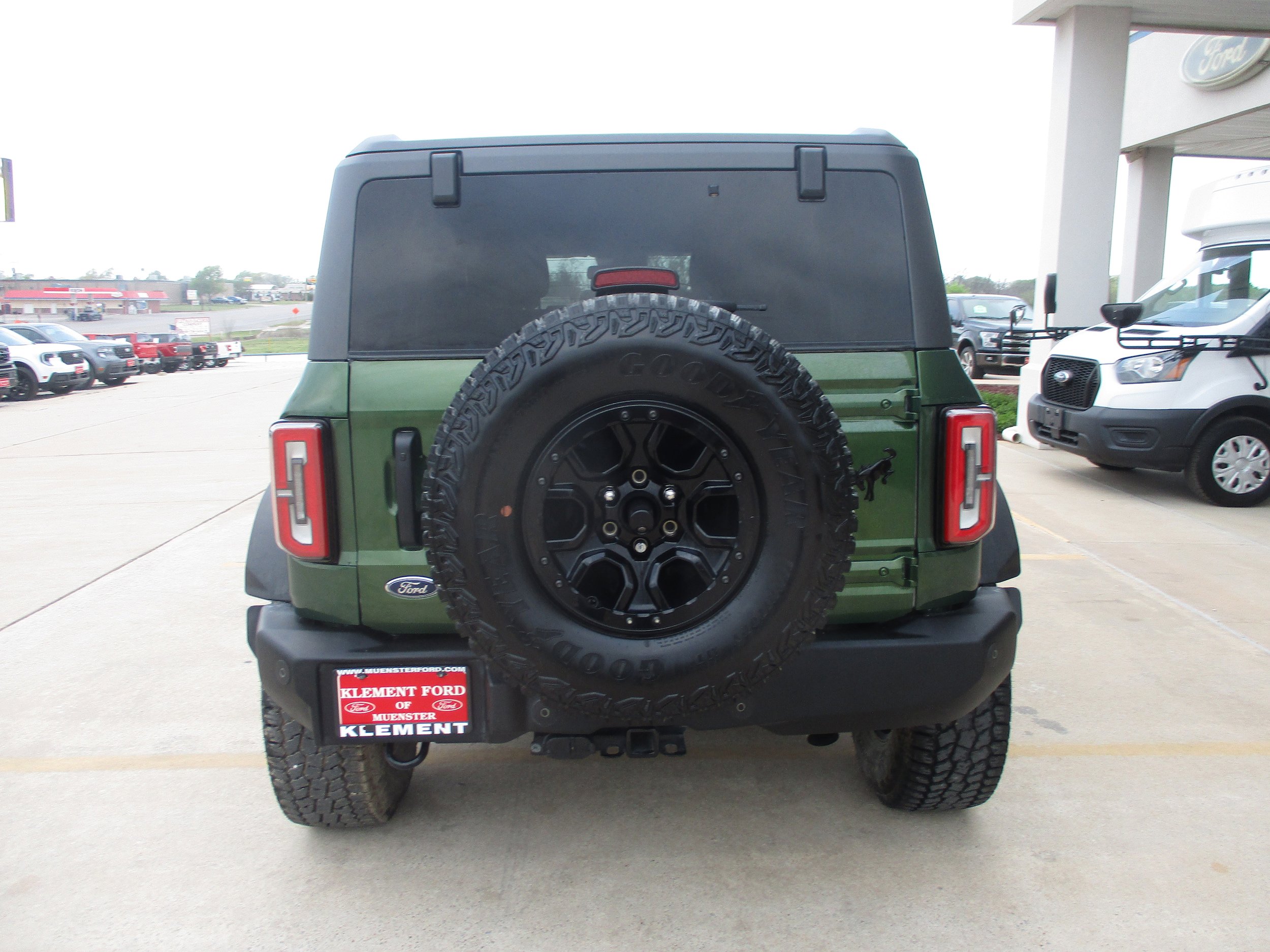 Used 2023 Ford Bronco Wildtrak image 7