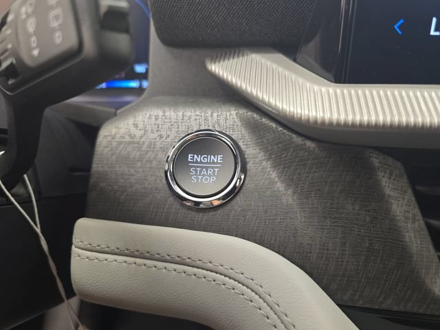 New 2026 Ford Explorer Platinum w/ LUX Leather Package AWD/4WD image 37