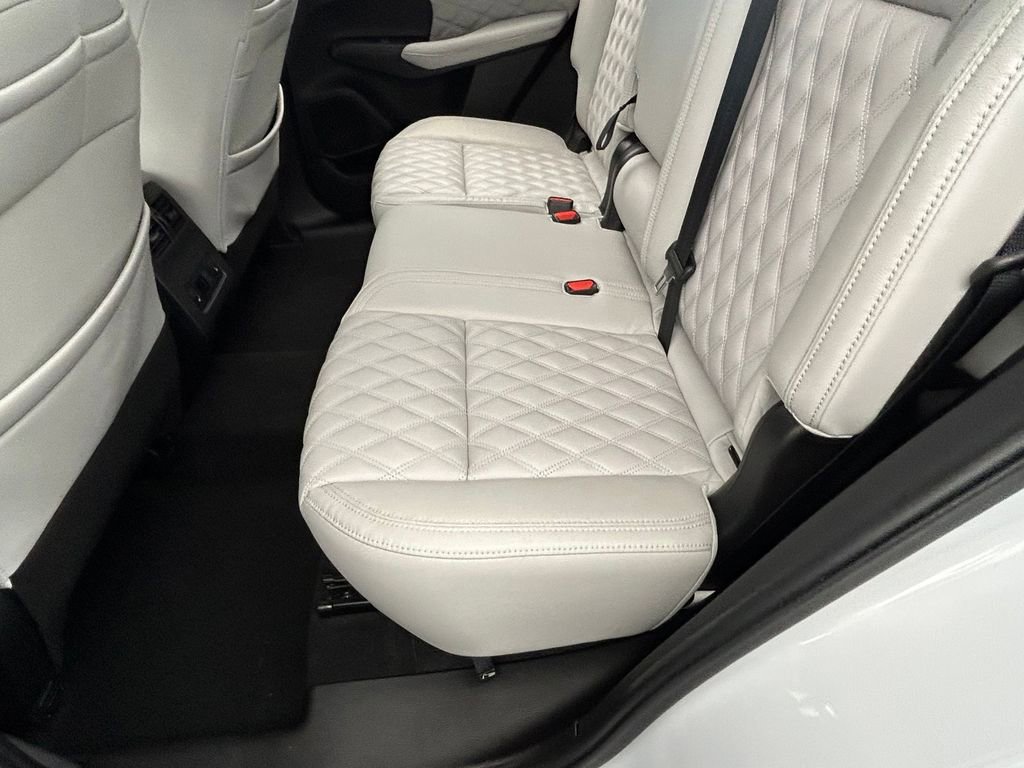 Used 2022 Mitsubishi Outlander SEL image 29