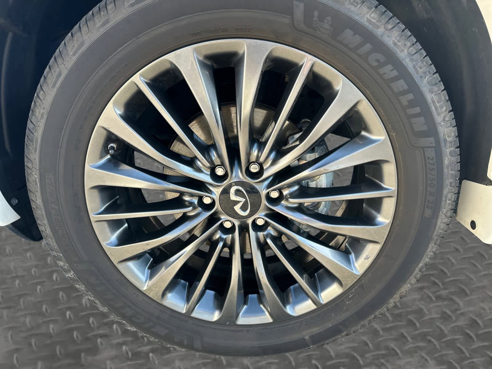 Used 2024 INFINITI QX80 Premium Select w/ Cargo Package AWD/4WD image 9