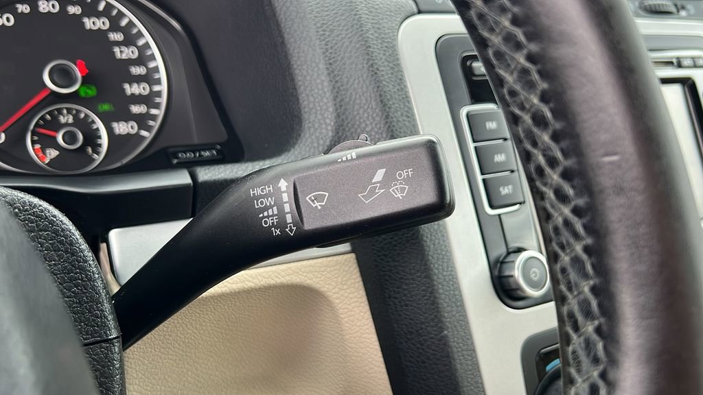 Used 2012 Volkswagen Eos Komfort FWD image 20