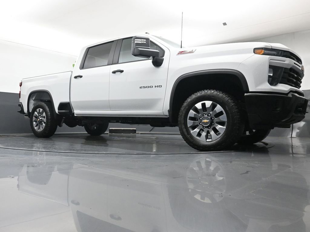 New 2026 Chevrolet Silverado 2500 Custom w/ Custom Value Package AWD/4WD image 21