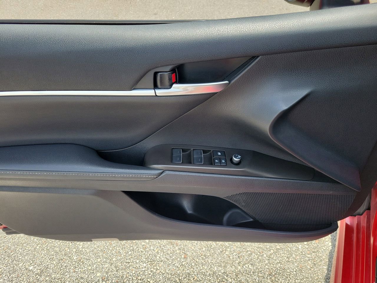 Used 2023 Toyota Camry XSE w/ Navigation Package FWD image 13