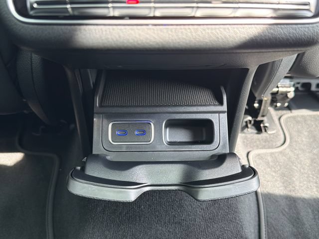 Used 2025 Mercedes-Benz GLS 63 AMG 4MATIC image 38