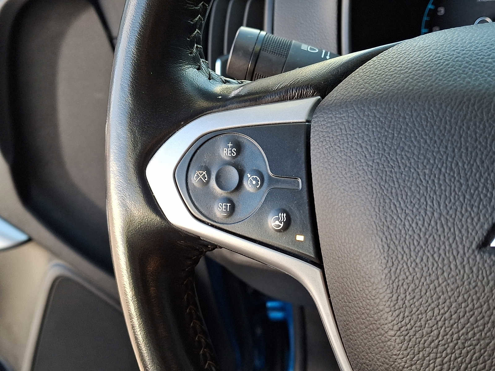 Used 2022 Chevrolet Colorado ZR2 image 21