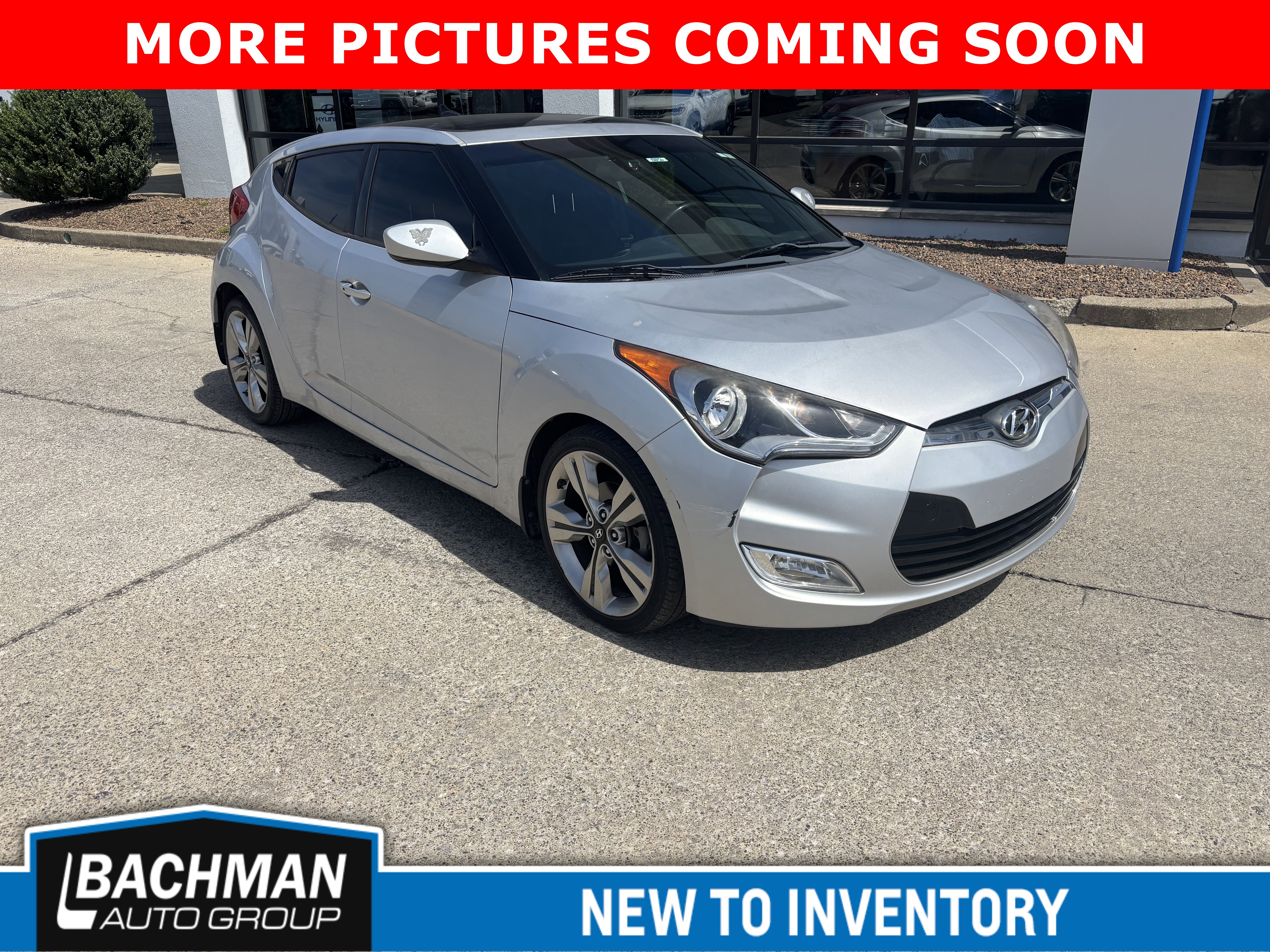 Used 2017 Hyundai Veloster Value Edition image 1