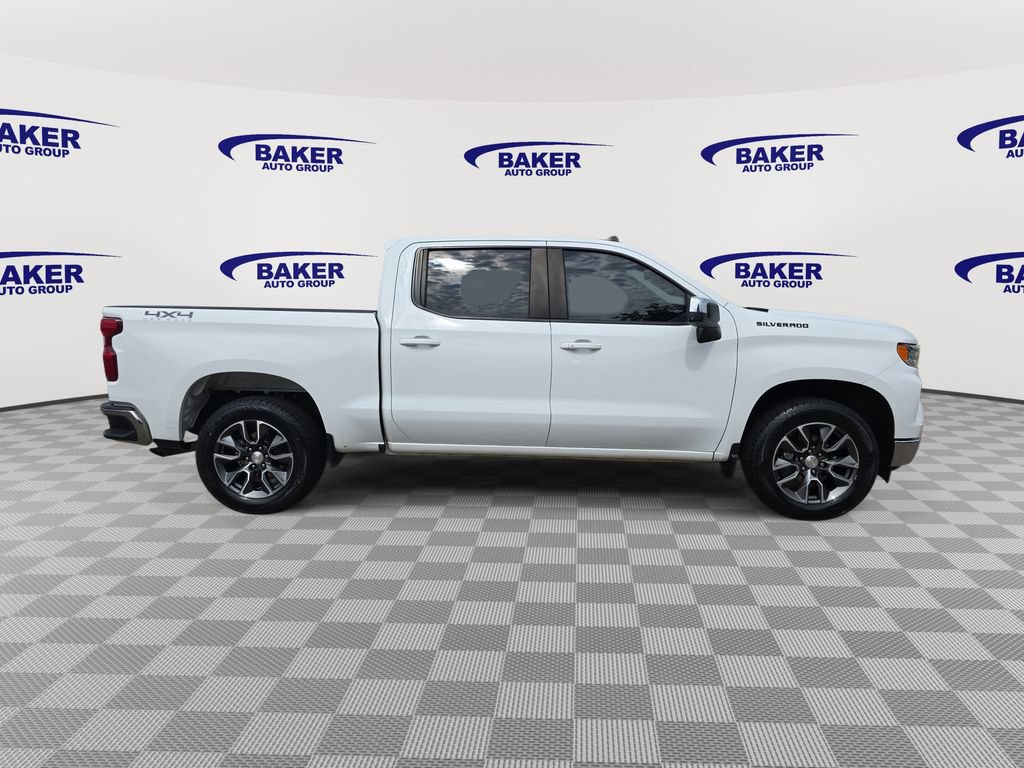 Used 2023 Chevrolet Silverado 1500 LT AWD/4WD image 4