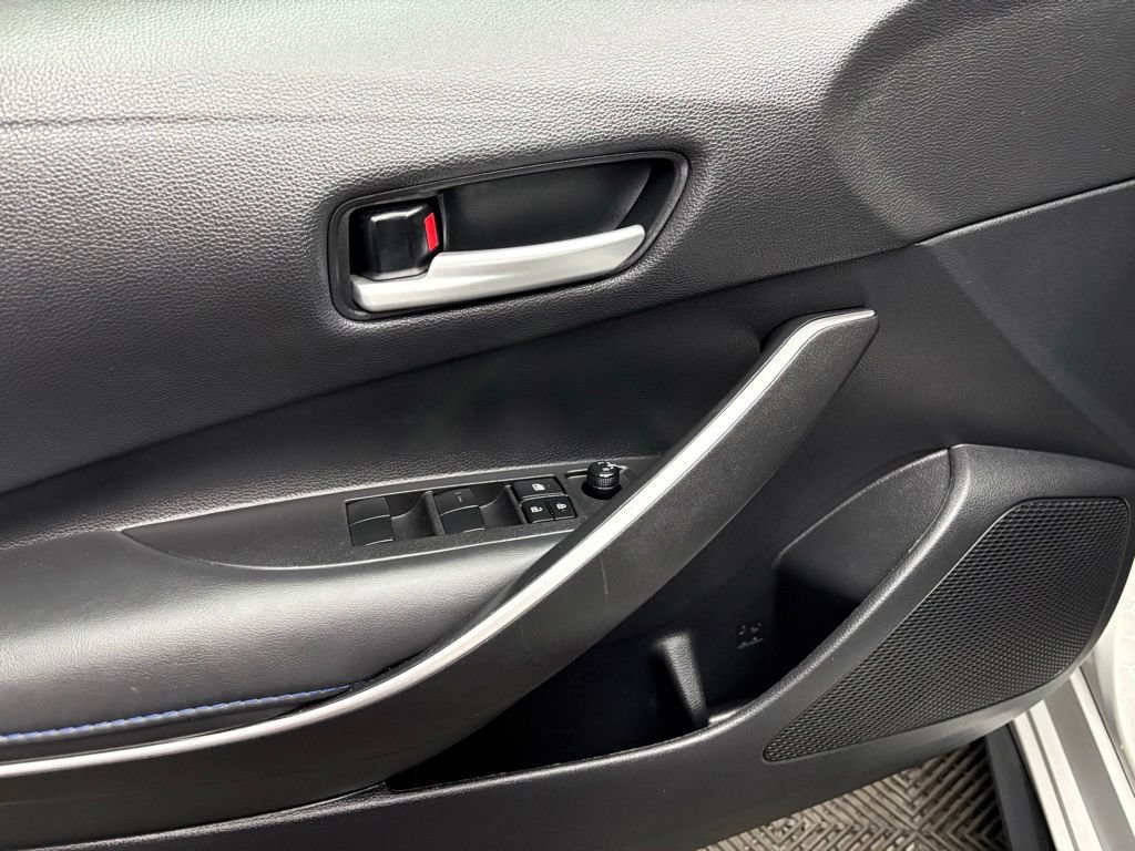 Used 2022 Toyota Corolla SE FWD image 23