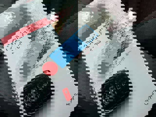 Used 2023 Toyota Corolla SE w/ Carpet Mat Package (TMS) image 28