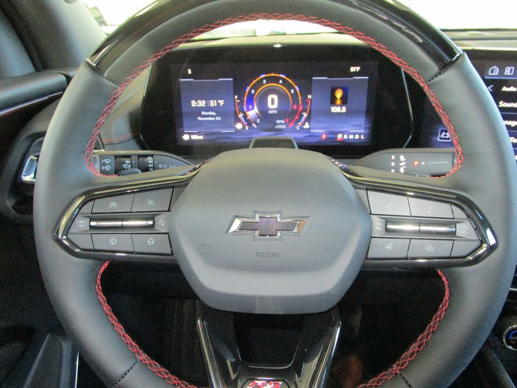 New 2026 Chevrolet Traverse RS w/ LPO, Floor Liner Package image 30