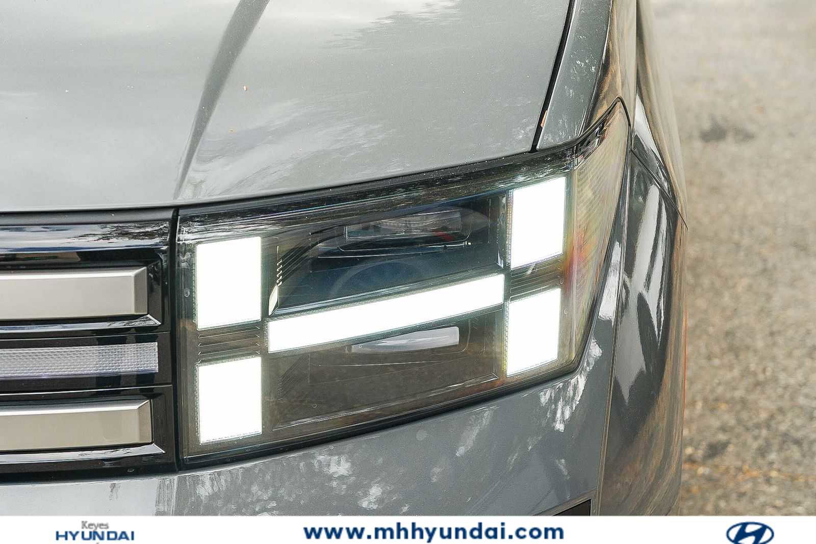 New 2026 Hyundai Santa Fe SE FWD image 8