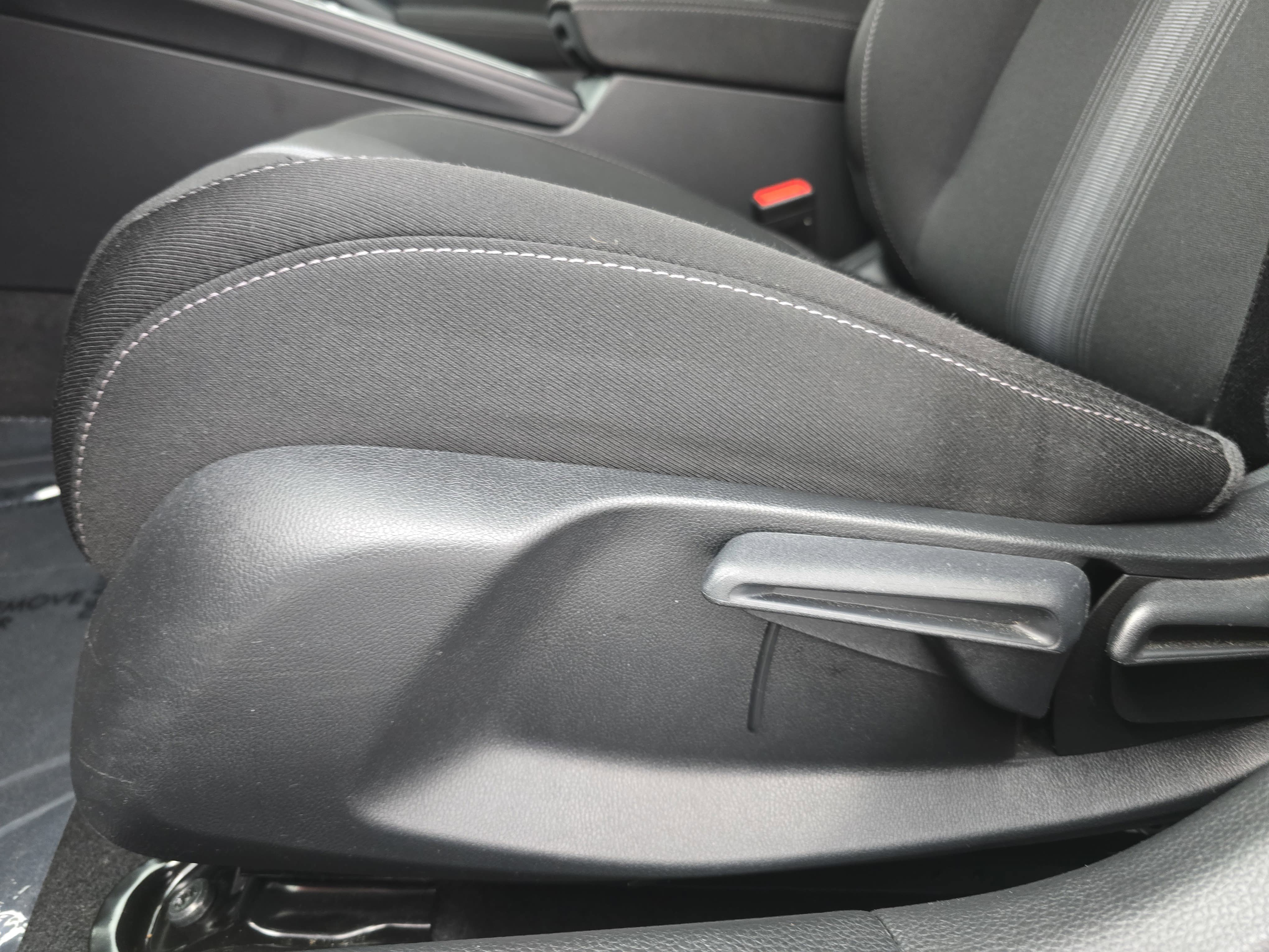 Used 2023 Honda Civic LX image 28