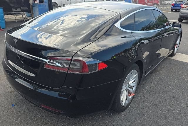 Used 2018 Tesla Model S 75D AWD/4WD image 2