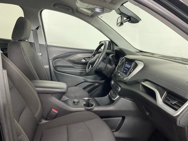 Used 2024 GMC Terrain SLE AWD/4WD image 17
