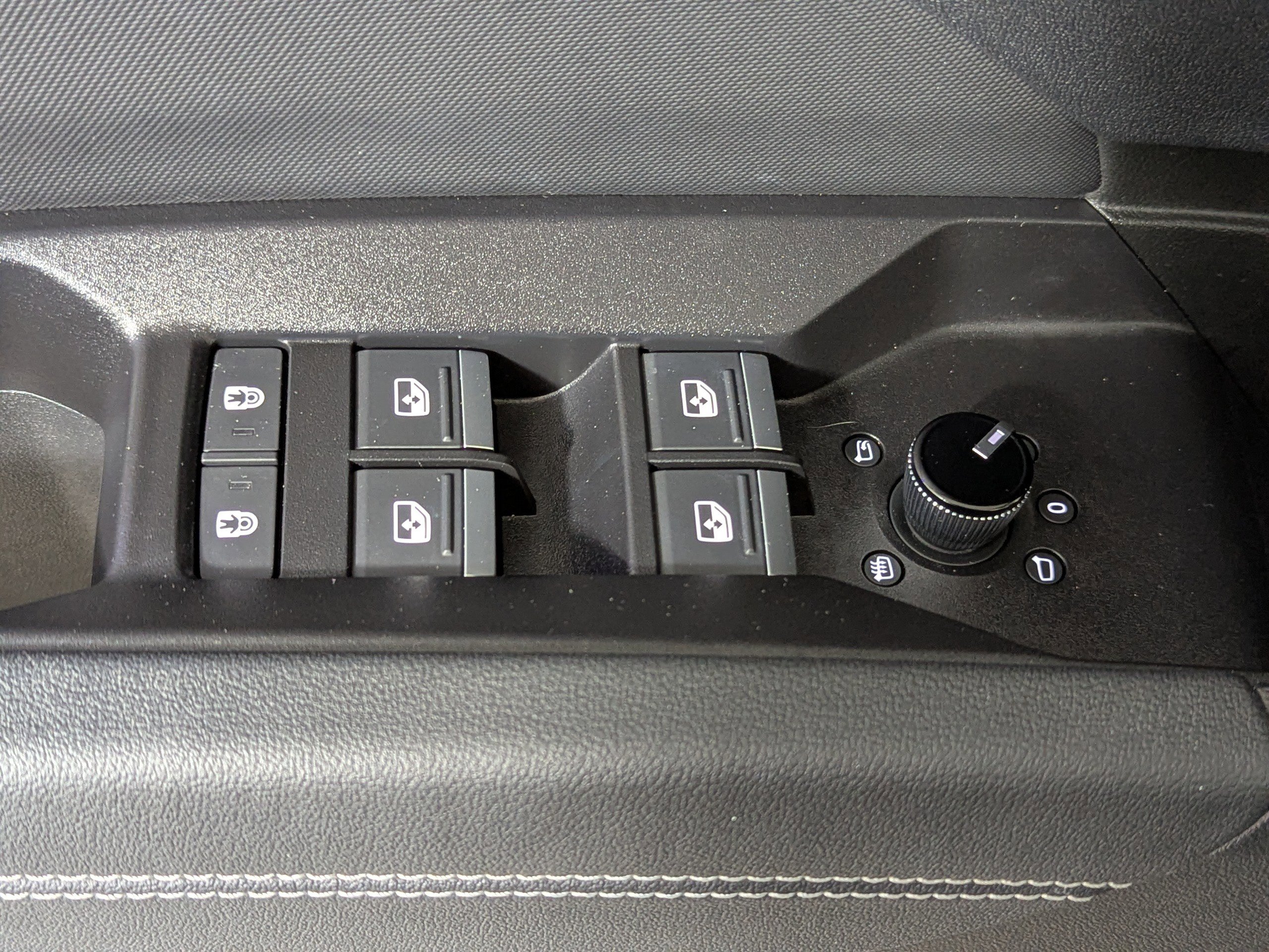 Certified 2024 Audi Q4 e-tron Premium Plus w/ Premium Plus image 34