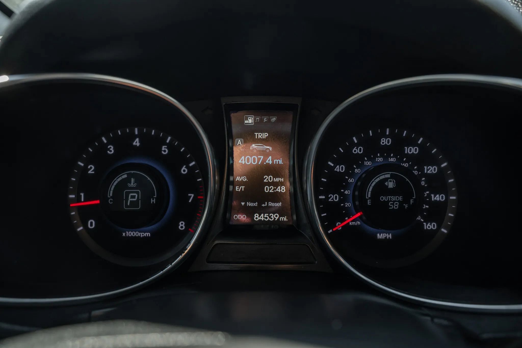 Used 2013 Hyundai Santa Fe Sport 2.0T AWD/4WD image 17