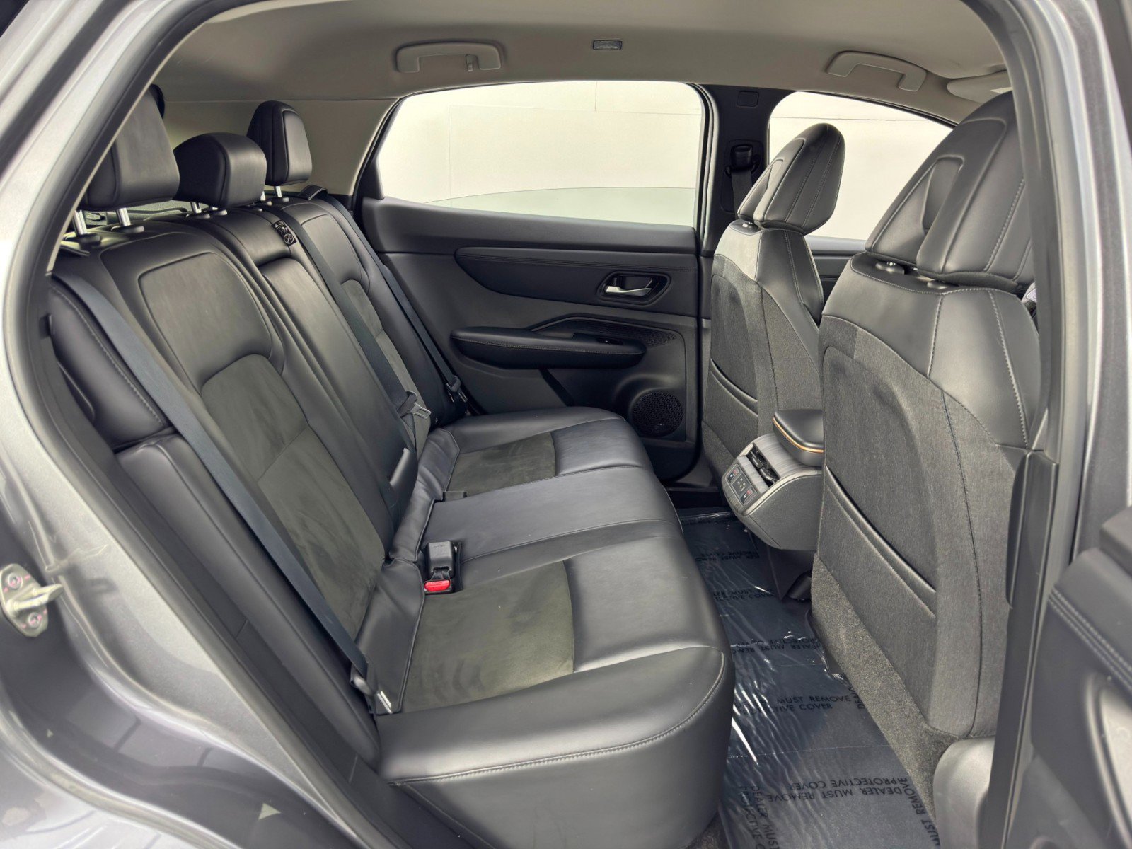 Used 2023 Nissan Ariya Engage image 35