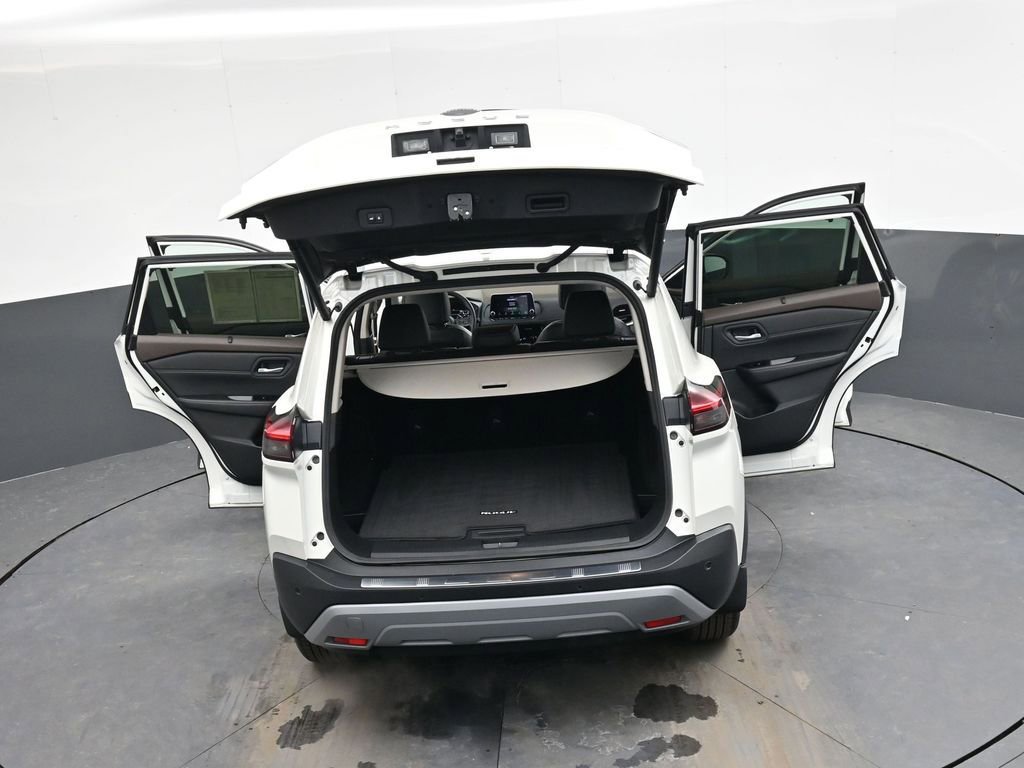 Used 2023 Nissan Rogue SV w/ SV Premium Package image 46