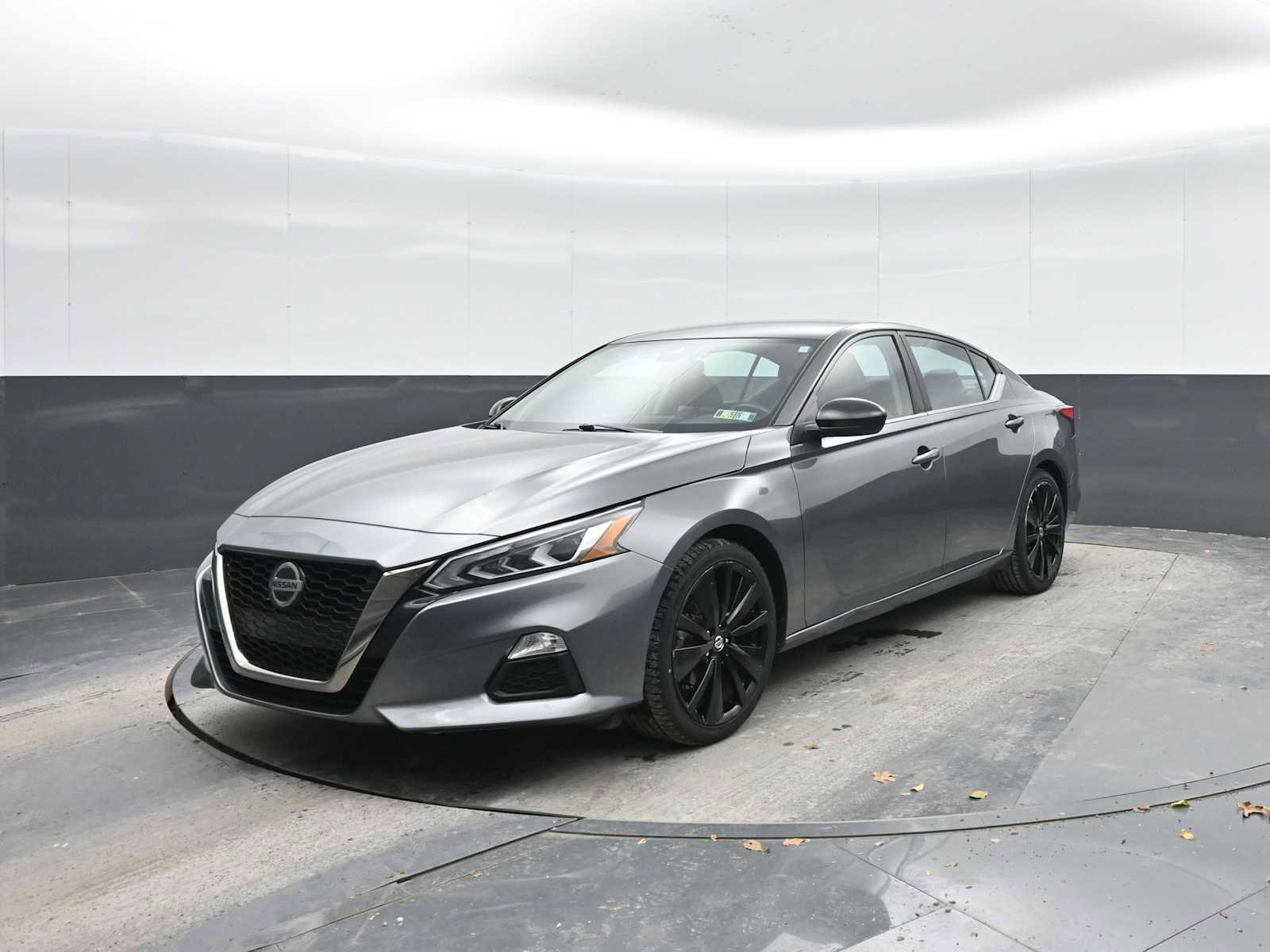 Used 2022 Nissan Altima 2.5 SR image 5