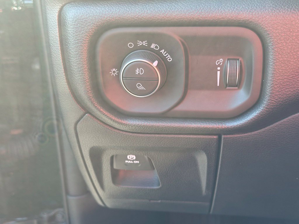 New 2026 RAM 1500 Express RWD image 31