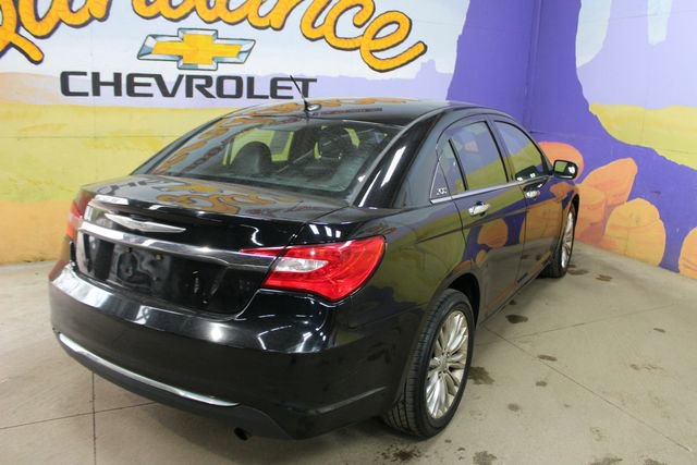 Used 2012 Chrysler 200 Limited FWD image 8