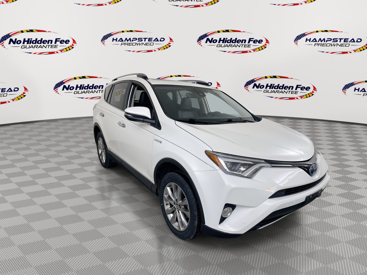 Used 2018 Toyota RAV4 Limited AWD/4WD image 3