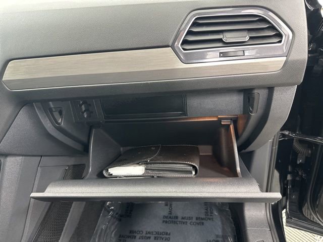 Used 2021 Volkswagen Tiguan SE image 25