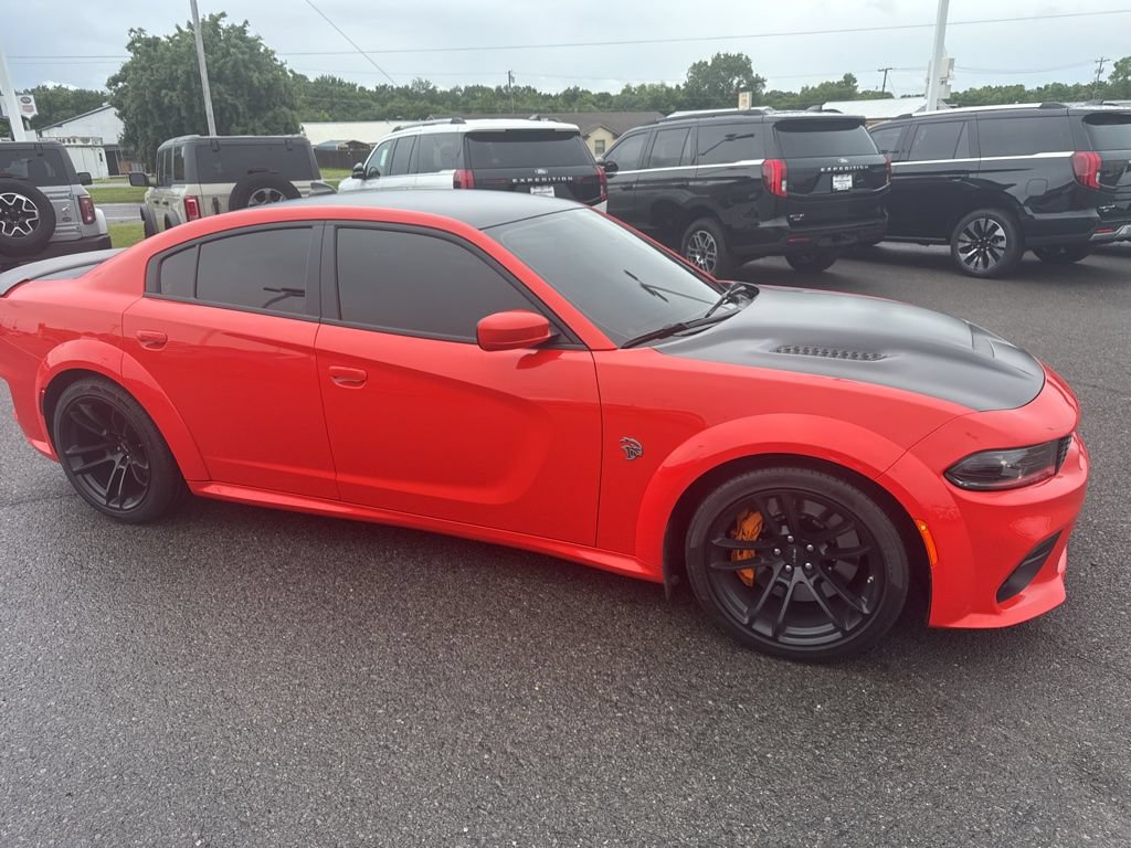 Used 2022 Dodge Charger SRT Hellcat w/ Carbon/Suede Interior Package RWD image 8