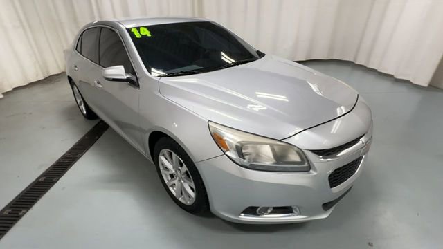 Used 2014 Chevrolet Malibu LTZ FWD image 2