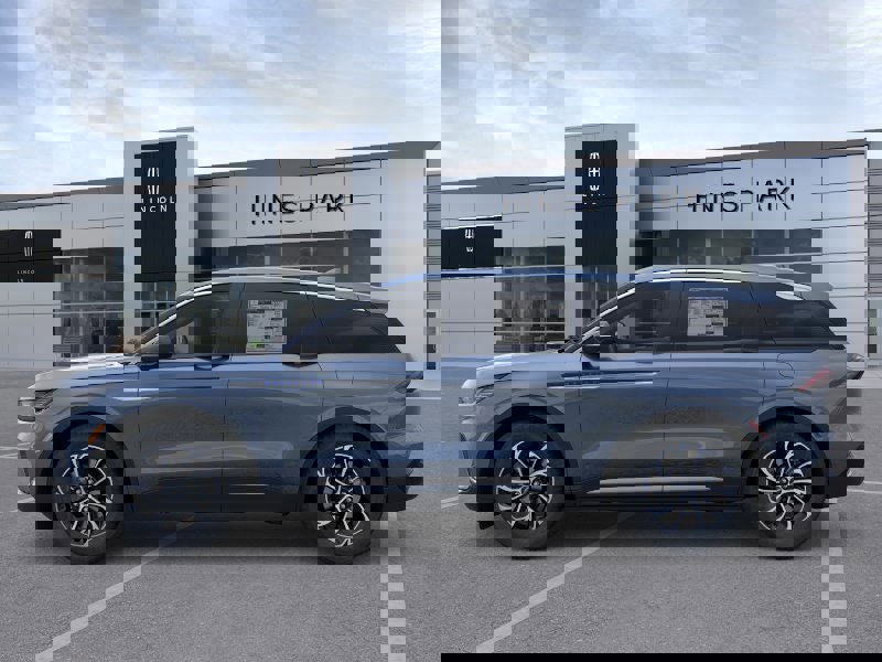 New 2025 Lincoln Nautilus Premier w/ Equipment Group 102A image 3