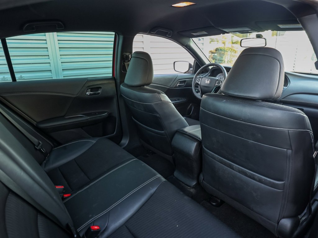 Used 2016 Honda Accord Sport image 16