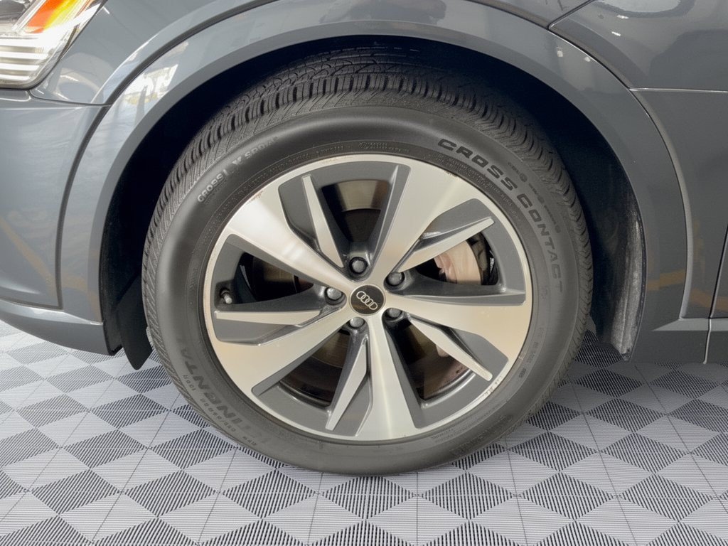 Certified 2024 Audi Q8 e-tron Premium Plus AWD/4WD image 13