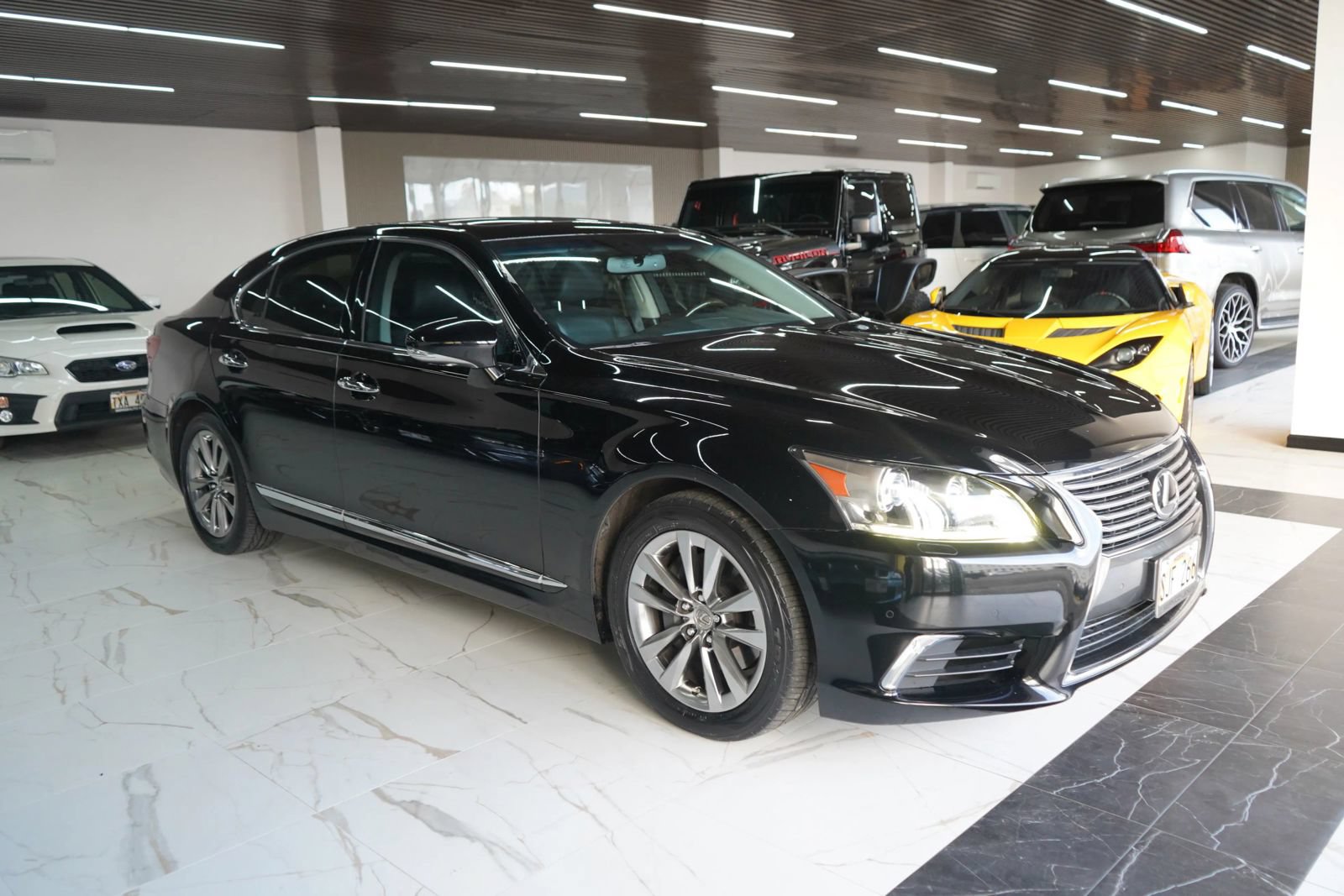 Used 2014 Lexus LS 460 RWD image 3