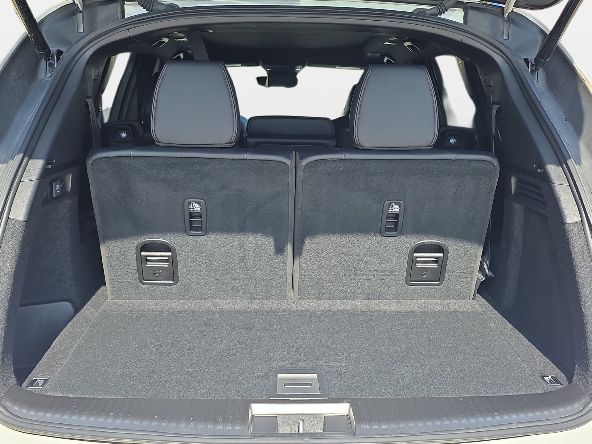 Used 2025 Acura MDX A-Spec w/ Advance Package AWD/4WD image 12