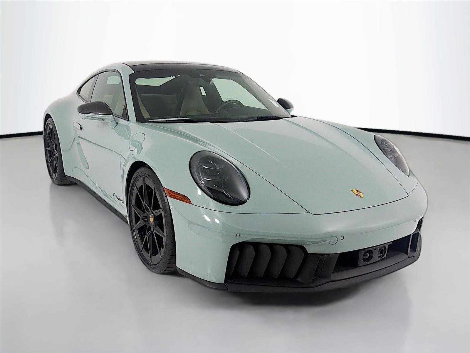 Certified 2025 Porsche 911 Carrera 4 GTS image 24