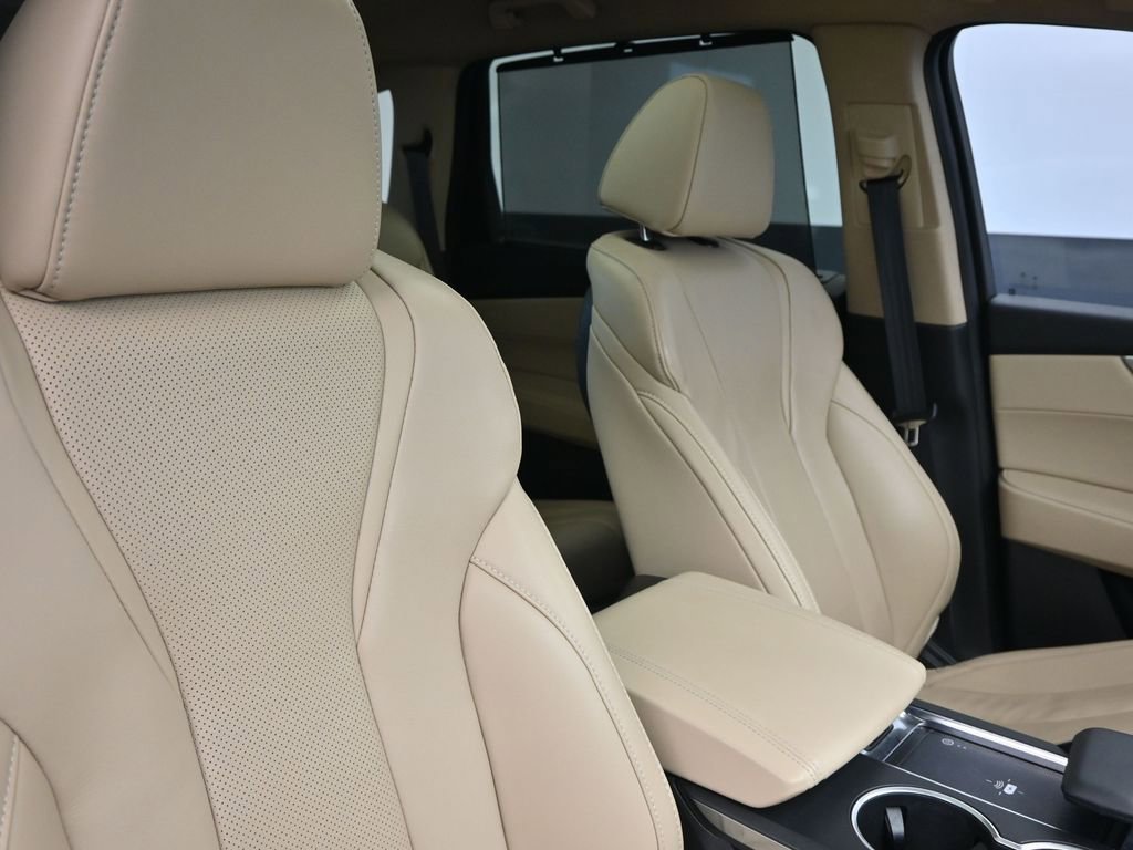 Used 2023 Acura MDX FWD w/ Technology Package image 12