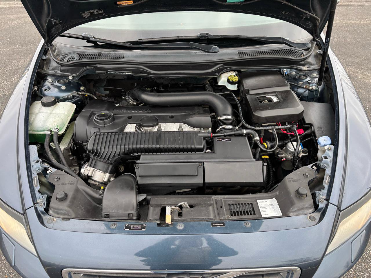 Used 2011 Volvo S40 T5 w/ Preferred Pkg FWD image 22