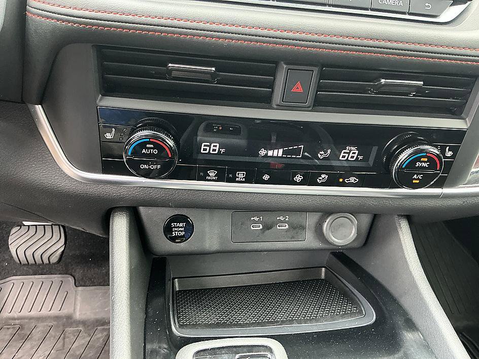 Certified 2025 Nissan Rogue SV AWD/4WD image 18