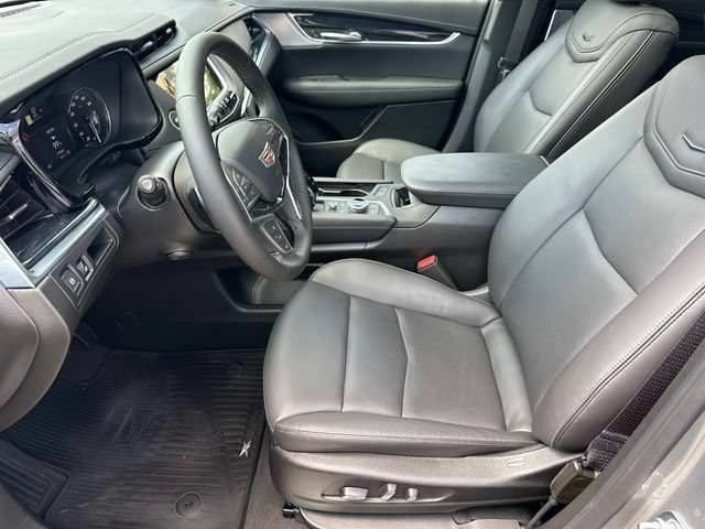 Used 2025 Cadillac XT5 Premium Luxury AWD/4WD image 18