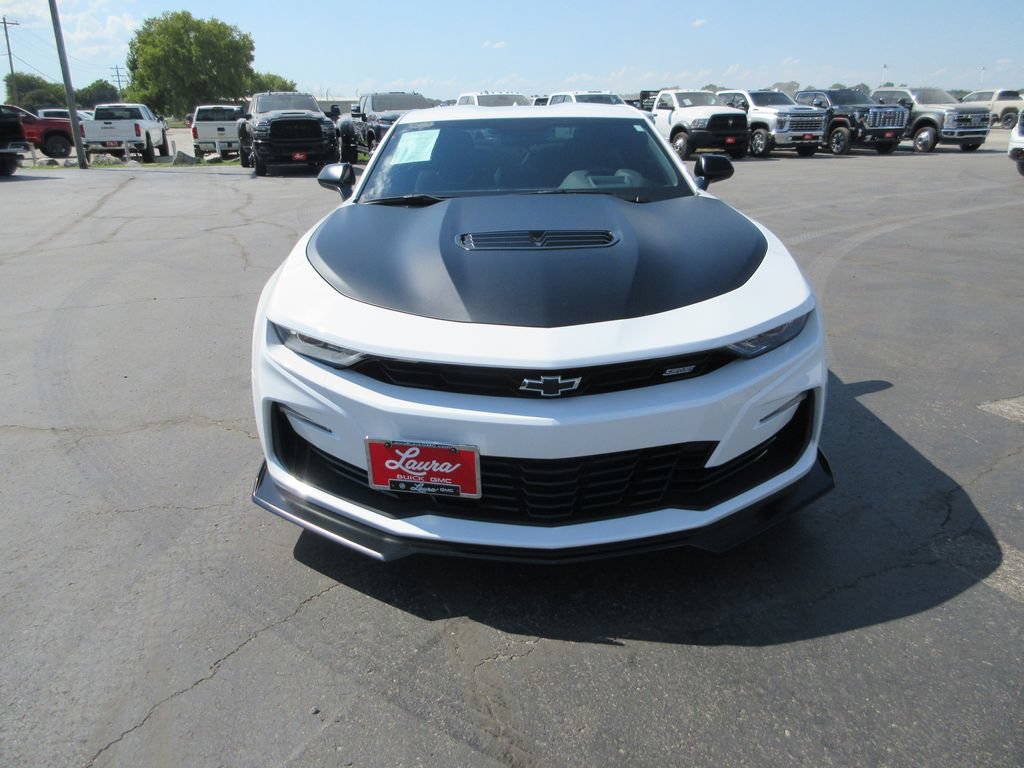 Used 2020 Chevrolet Camaro SS RWD image 10