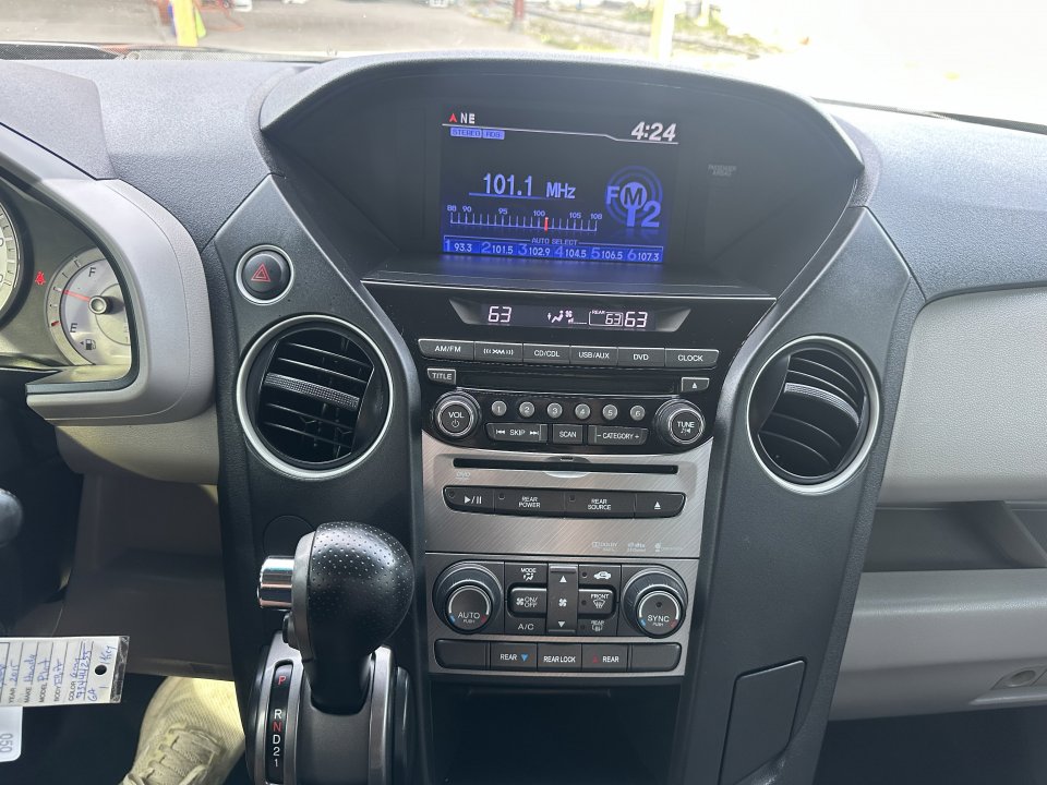 Used 2015 Honda Pilot SE image 11