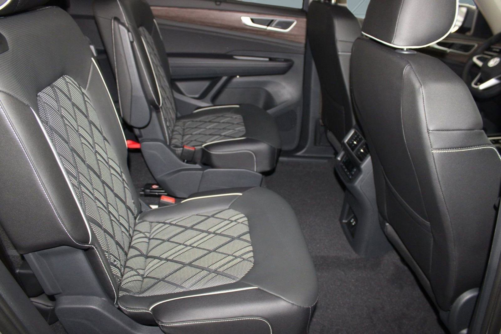 New 2026 Volkswagen Atlas SEL Premium R-Line image 31