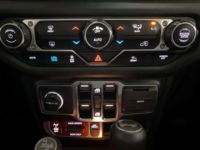 Used 2024 Jeep Wrangler Unlimited image 68