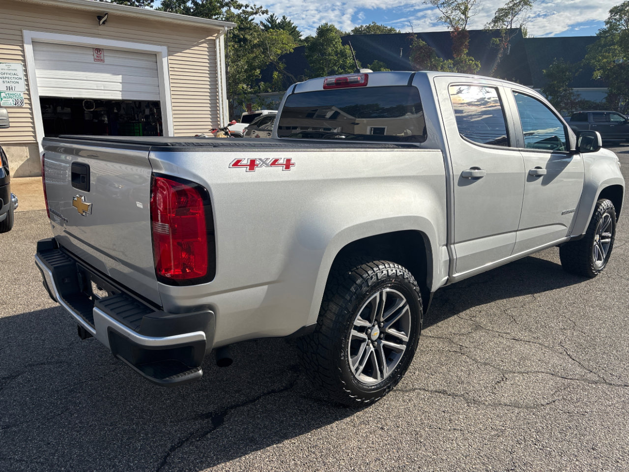 Used 2019 Chevrolet Colorado W/T w/ Custom Special Edition image 5