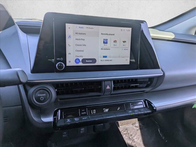 Used 2024 Toyota Prius LE image 12