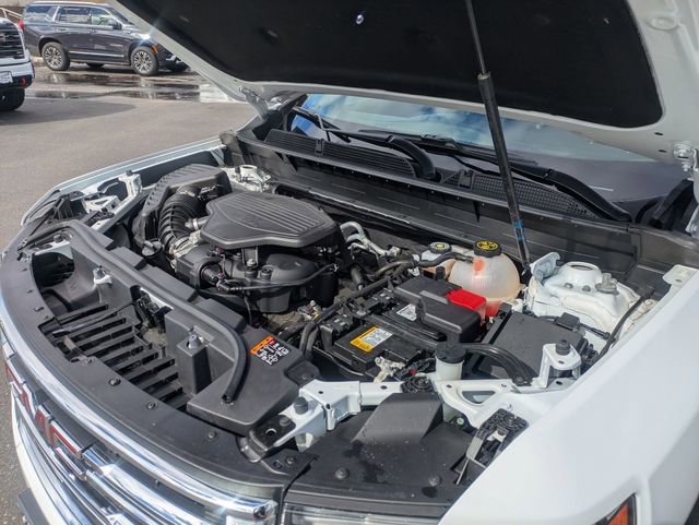 Certified 2023 GMC Acadia SLT AWD/4WD image 39