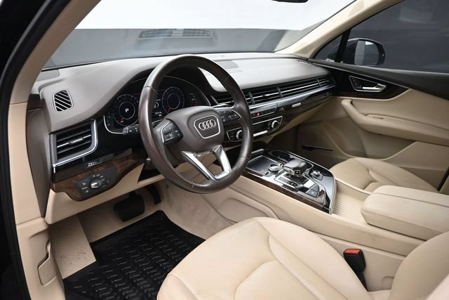 Used 2019 Audi Q7 3.0T Premium Plus w/ Premium Plus Package AWD/4WD image 17